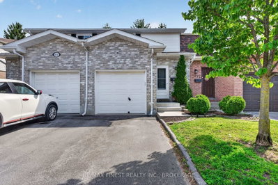 833 Datzell Lane