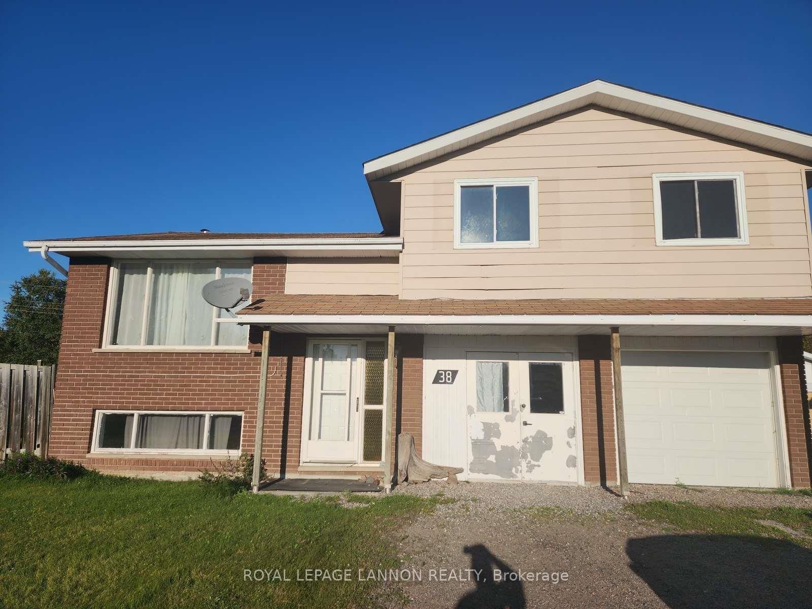 38 EASTGROVE, Terrace Bay, Ontario P0T 2W0