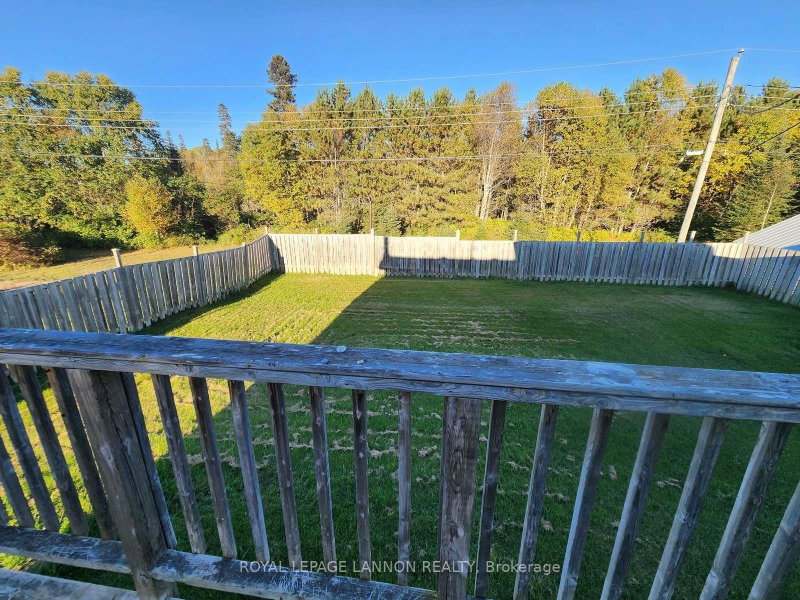 38 EASTGROVE Crescent