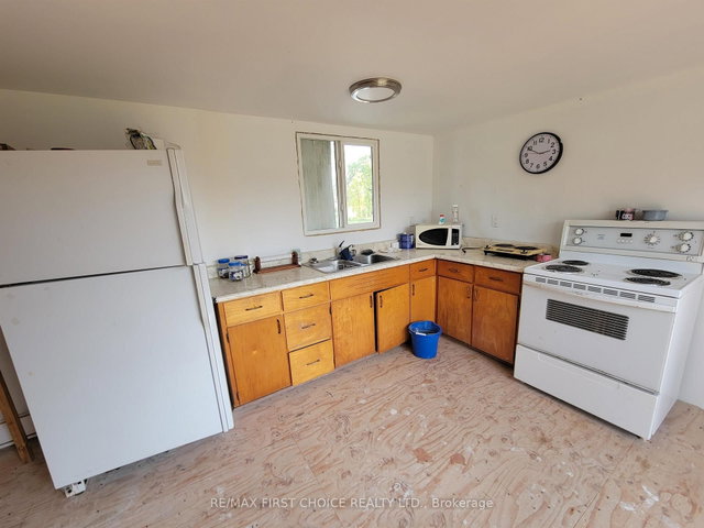 37 Jewett Rd