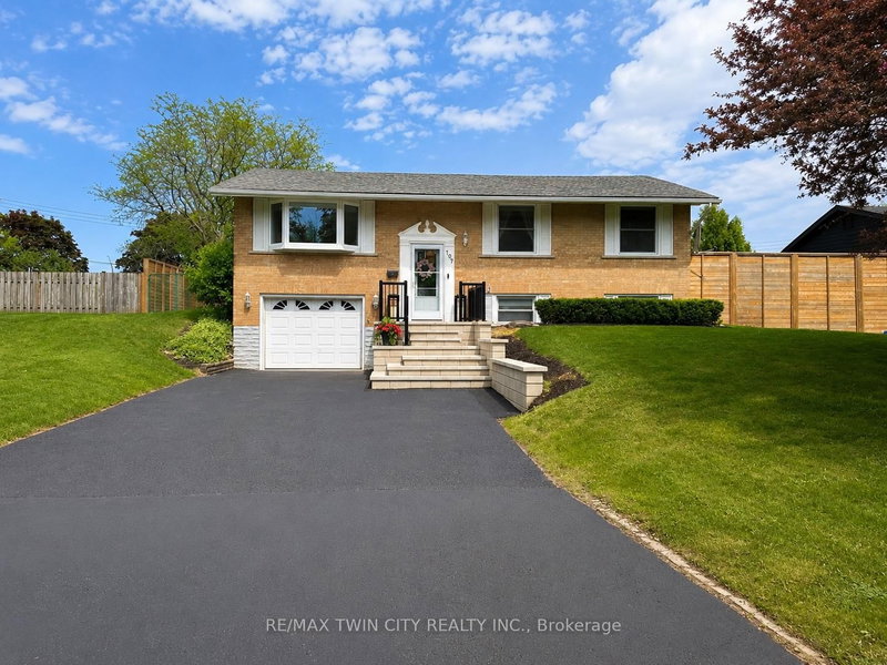 107 Rosslinn Road