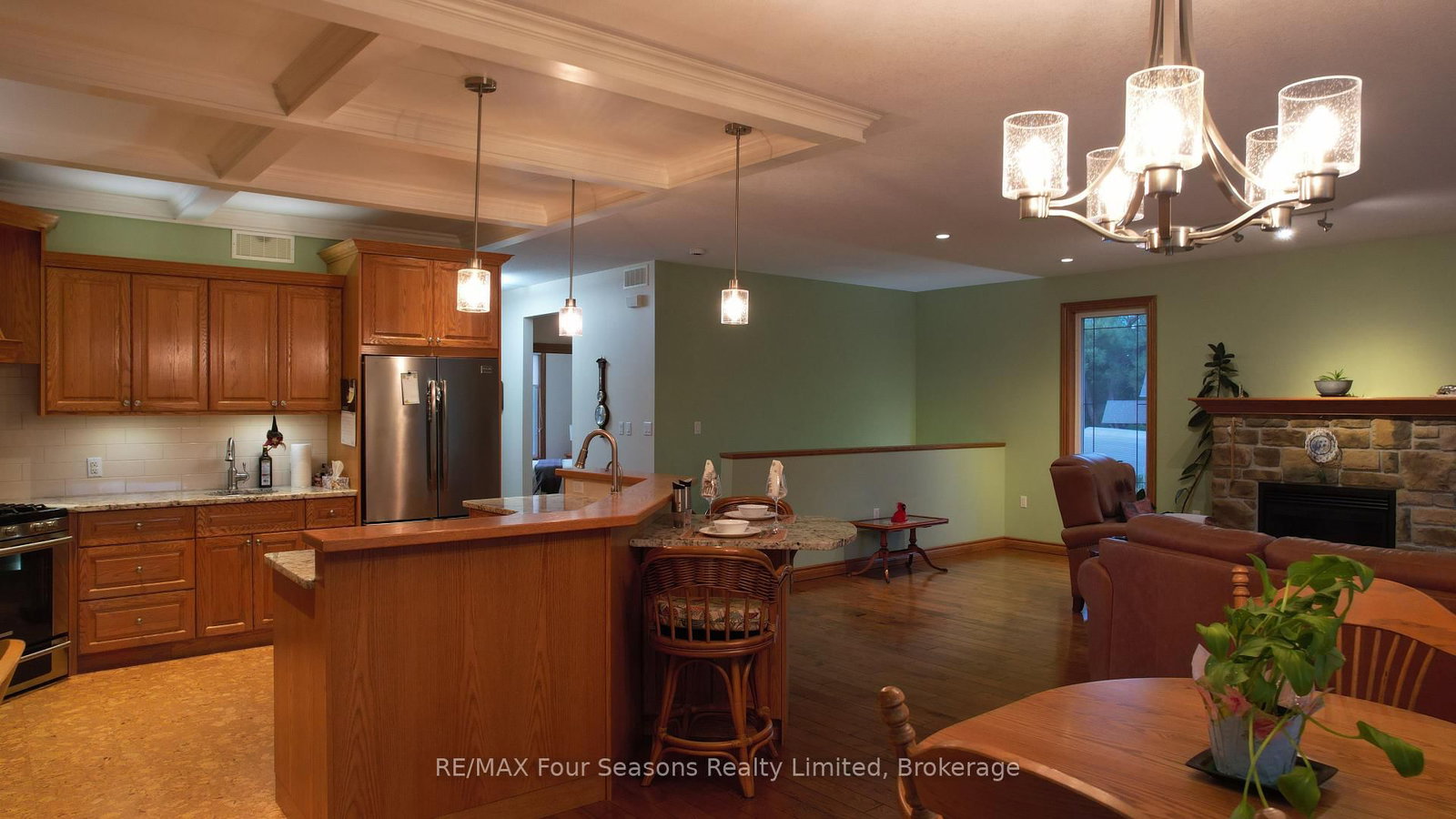 229 S Rankin Street • Saugeen Shores, ON photo 42