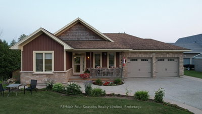 229 S Rankin Street • Saugeen Shores, ON photo 9