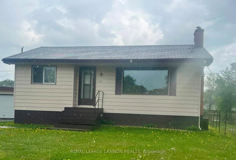 146 Pine Crescent