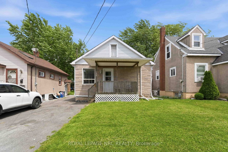 144 Mcalpine Avenue S