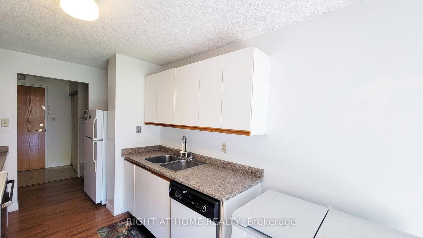 55 Blue Springs Drive • #302 • Waterloo, ON photo 18