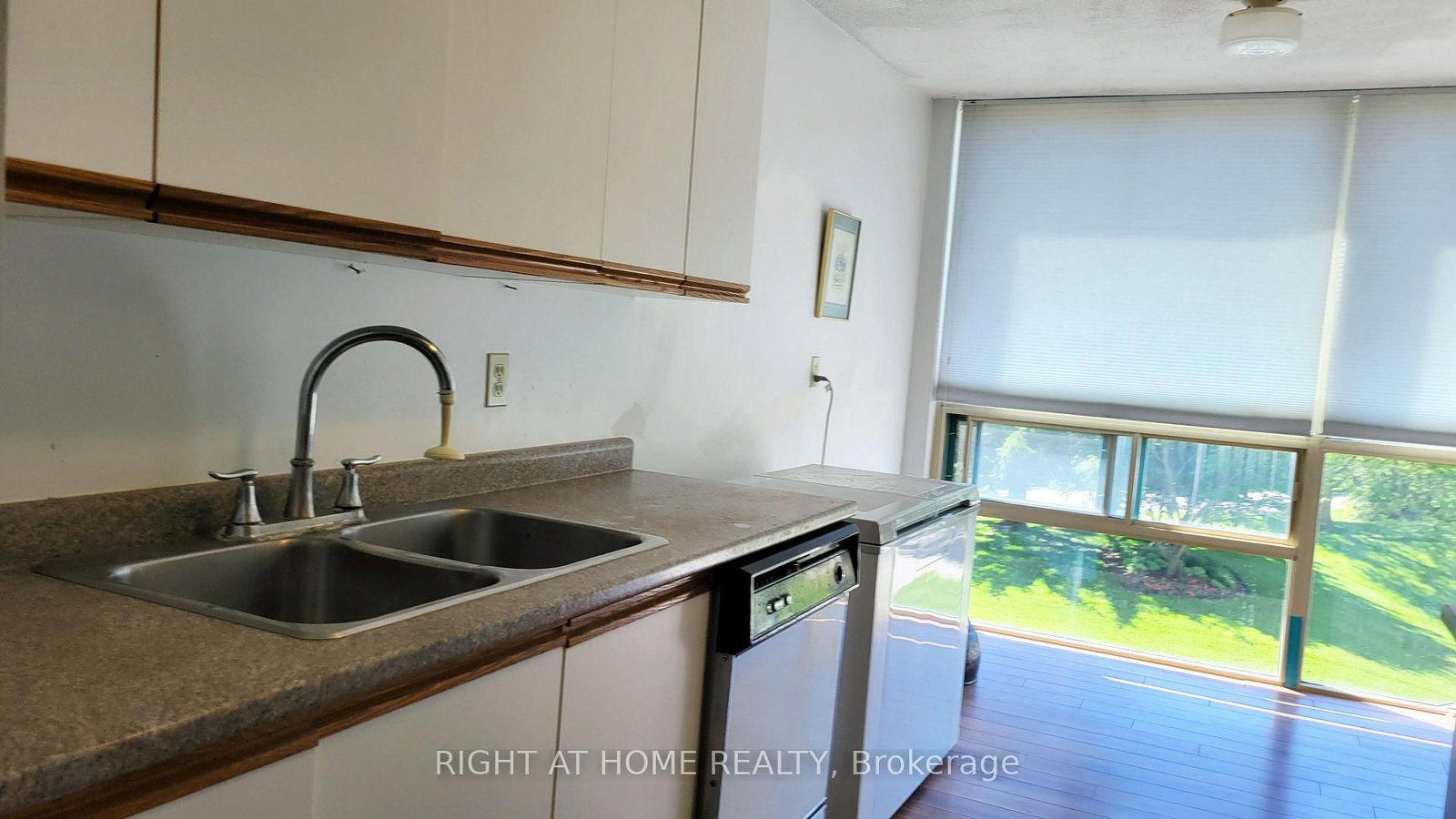 55 Blue Springs Drive • #302 • Waterloo, ON photo 19