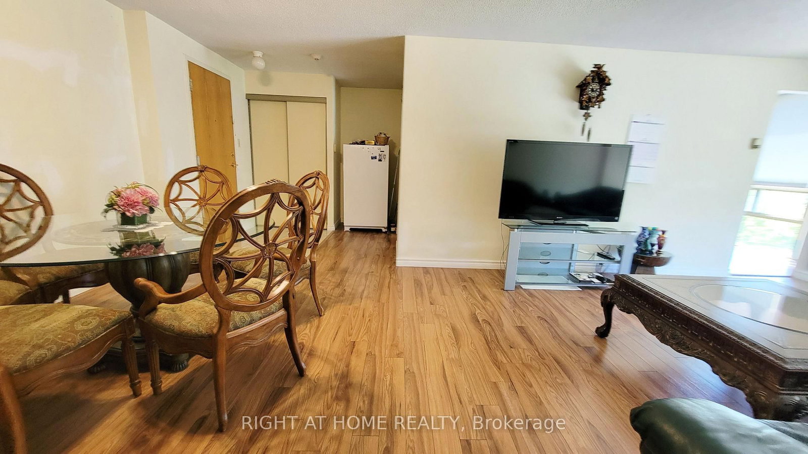 55 Blue Springs Drive • #302 • Waterloo, ON photo 8