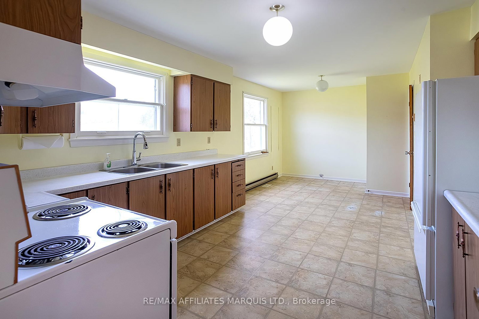 22 Orchard Way • South Dundas, ON photo 14