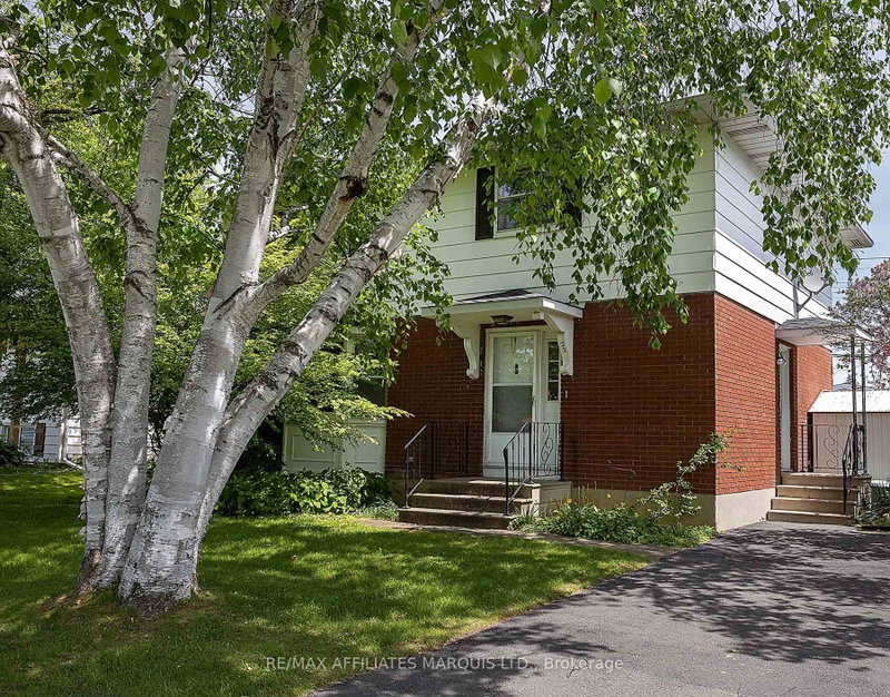 22 Orchard Way photo 4