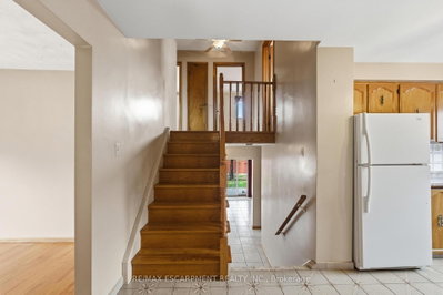 26 Adorn Court • Hamilton, ON photo 9