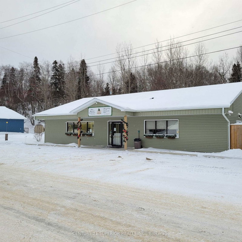 90 Evergreen Dr photo 3