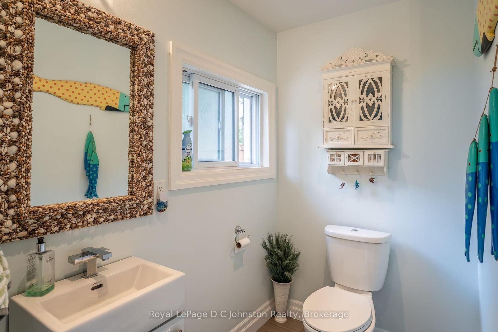 103 Saugeen Beach Road • Saugeen Shores, ON photo 10