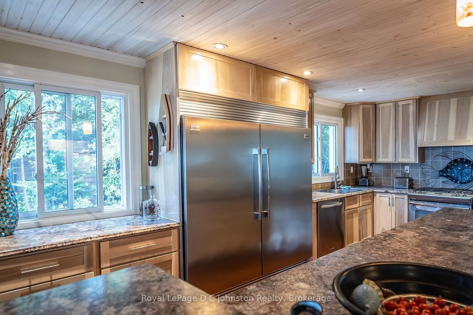 103 Saugeen Beach Road • Saugeen Shores, ON photo 15
