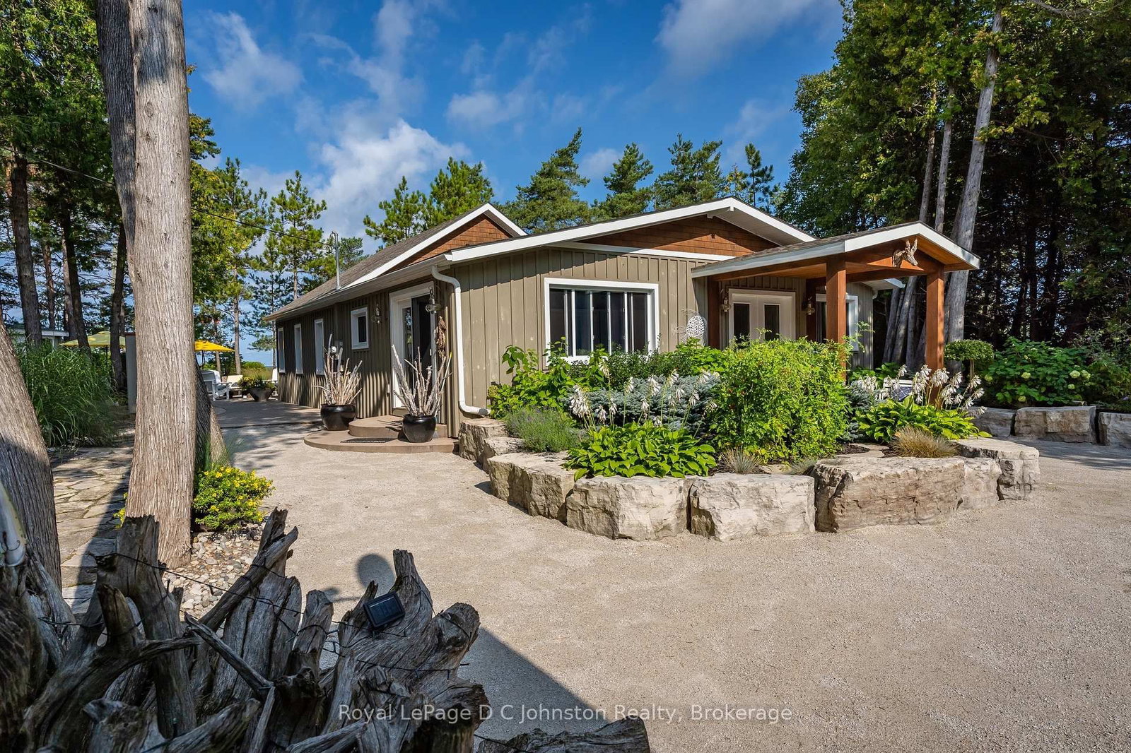103 Saugeen Beach Road • Saugeen Shores, ON photo 6