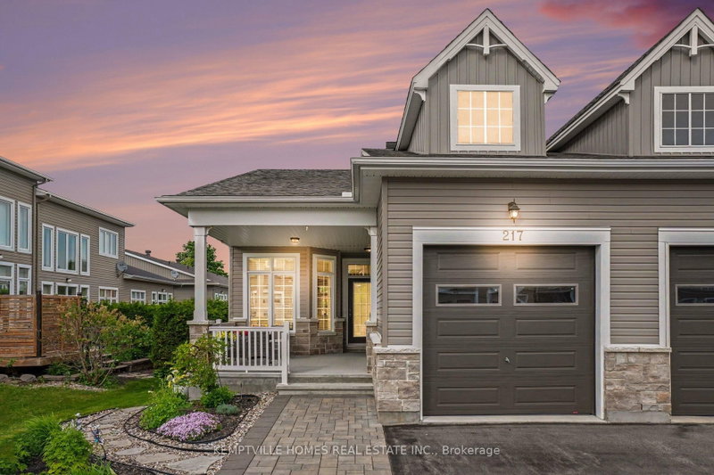home for sale on 217 Oxford West Street
