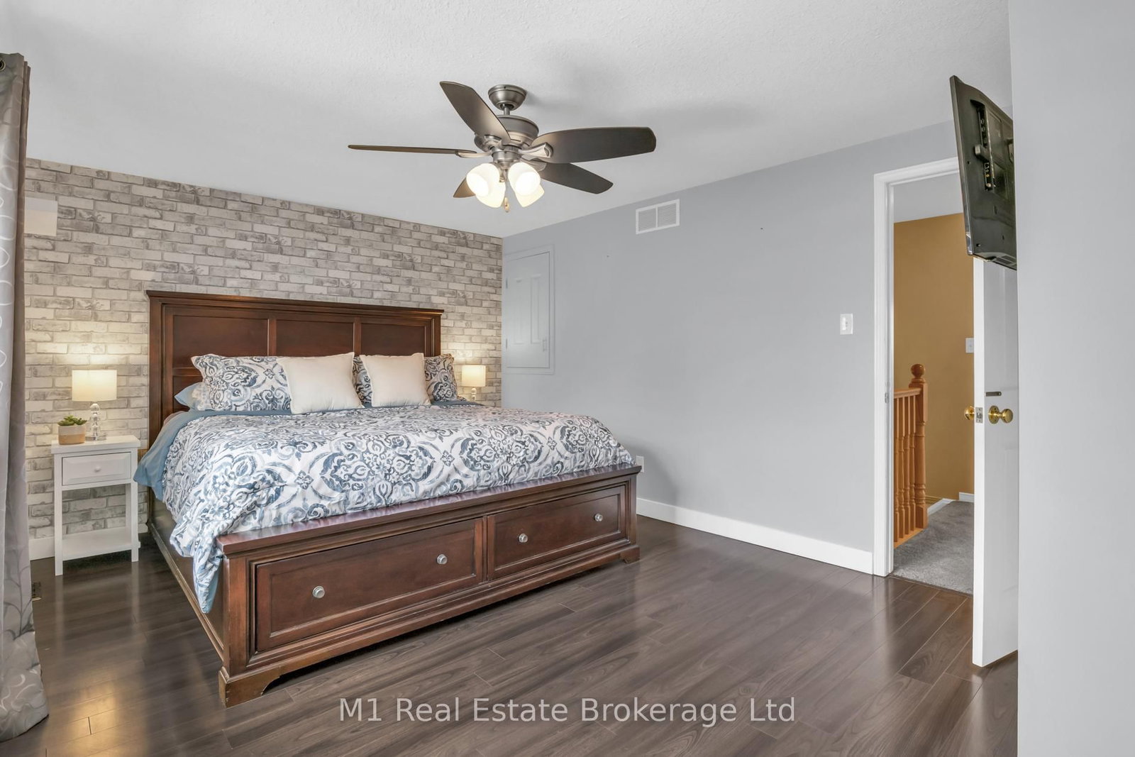 30 Creekside Drive • Guelph, ON photo 19