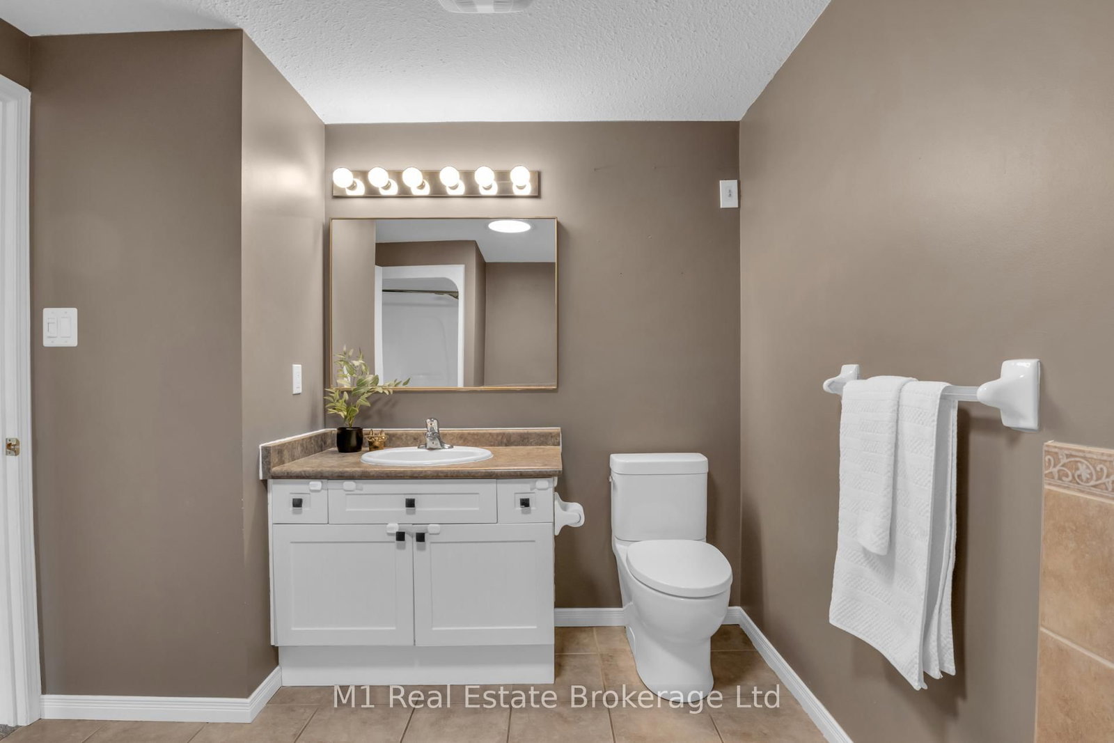 30 Creekside Drive • Guelph, ON photo 22