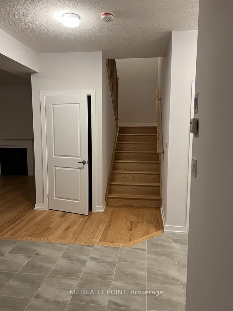 24 Trailside Drive