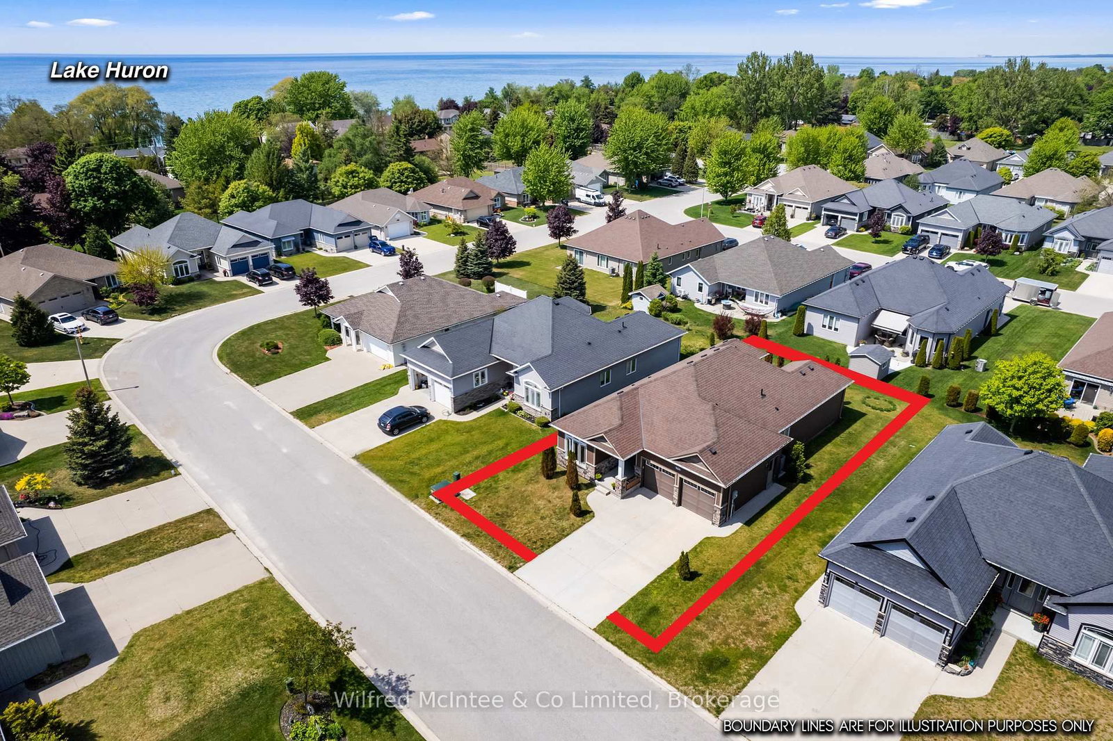 524 Stornoway • Huron-Kinloss, ON photo 37