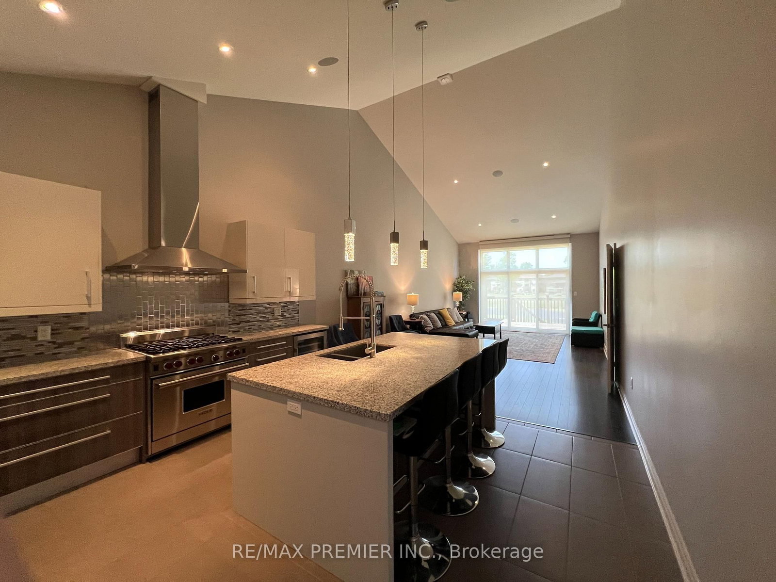 7673 Green Vista Gate • #140 • Niagara Falls, ON photo 4
