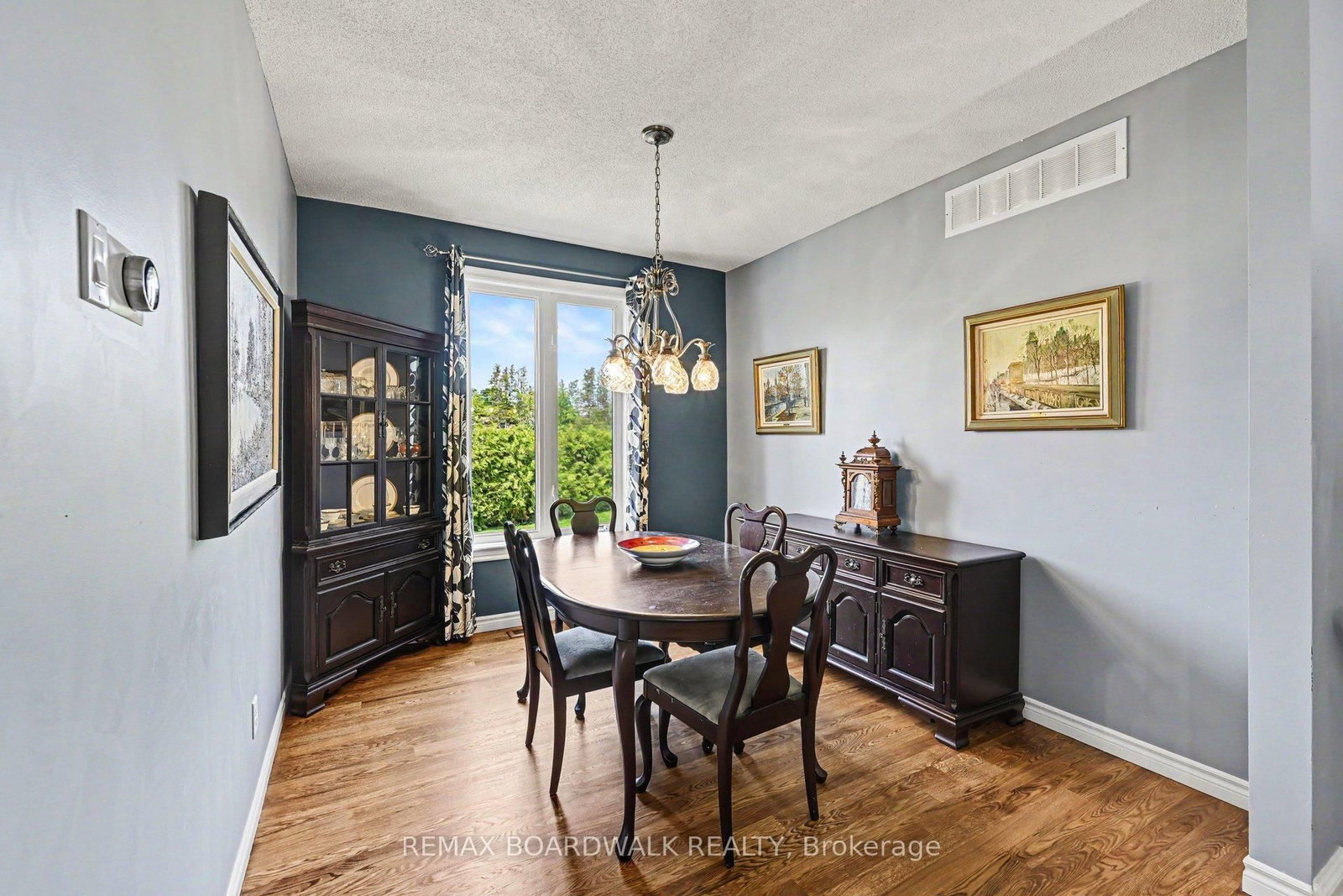 24 Samara Place • Ottawa, ON photo 8