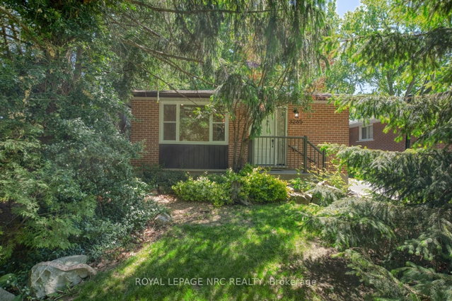 3265 Addison Avenue