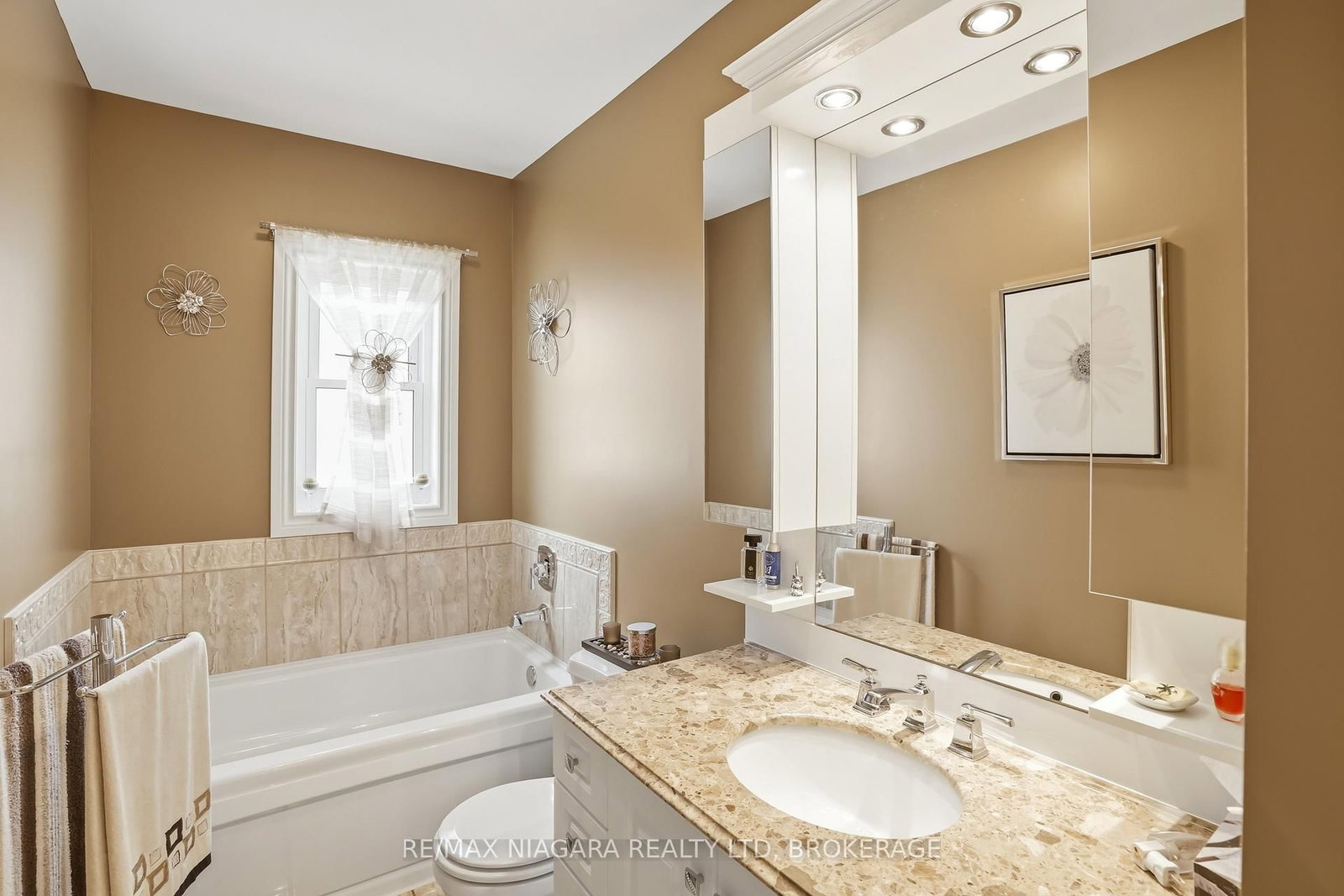 270 Mcalpine Avenue S • Welland, ON photo 13