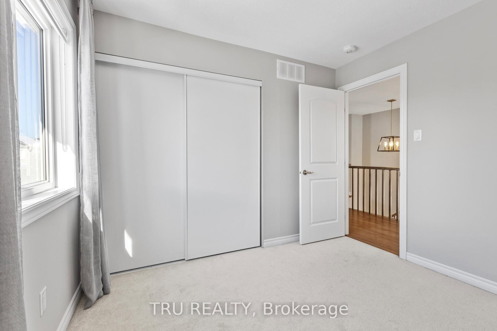 34 Coppermine Street • Ottawa, ON photo 22