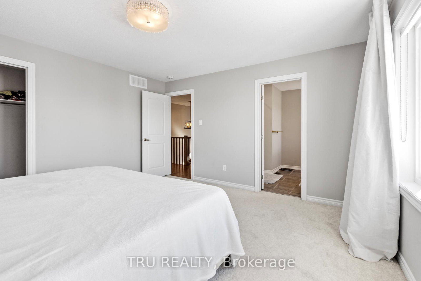 34 Coppermine Street • Ottawa, ON photo 28