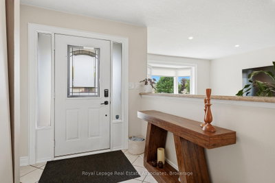 216 Fennel Street • Blandford-Blenheim, ON photo 4