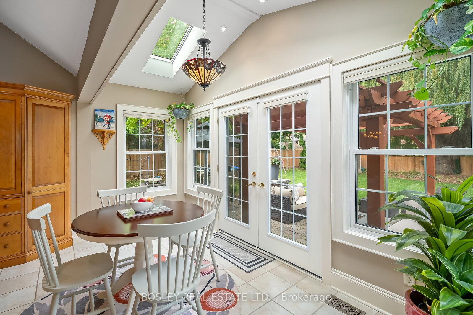 851 CHARLOTTE Street • Niagara-on-the-Lake, ON photo 21