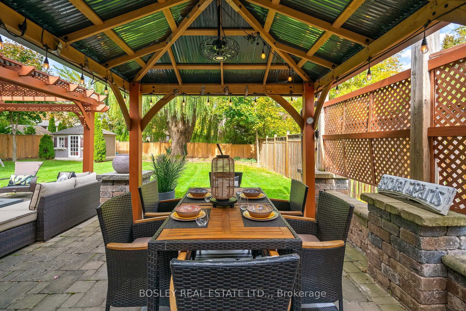 851 CHARLOTTE Street • Niagara-on-the-Lake, ON photo 33