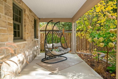 851 CHARLOTTE Street • Niagara-on-the-Lake, ON photo 9