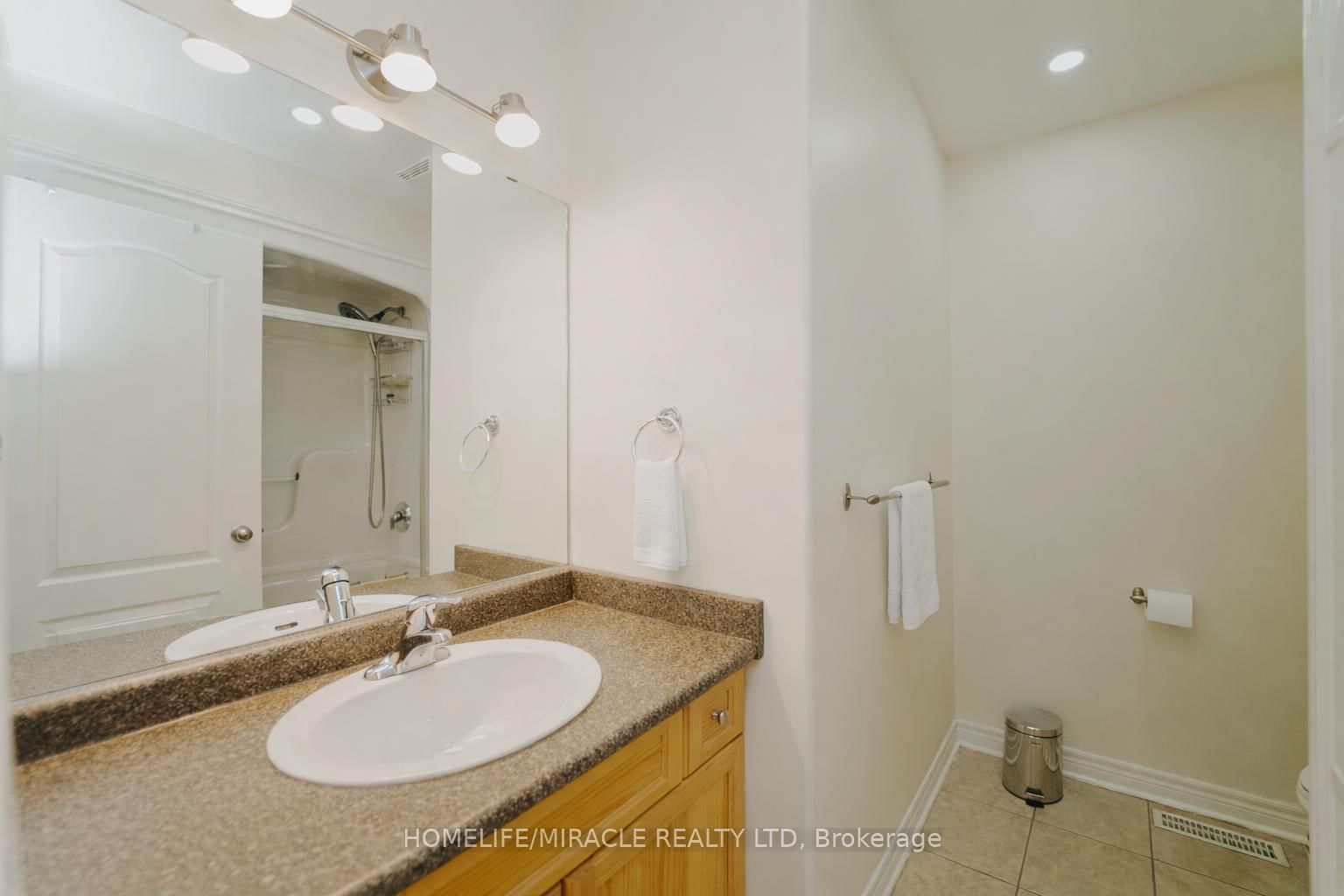 6978 Shannon Drive • Niagara Falls, ON photo 29