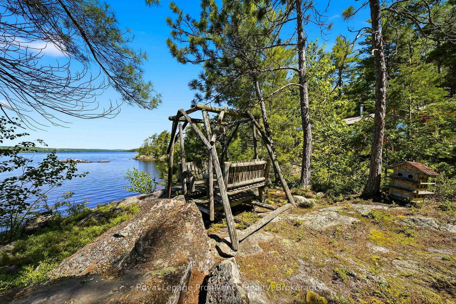 890 Mazinaw Lake • Cloyne, ON photo 46