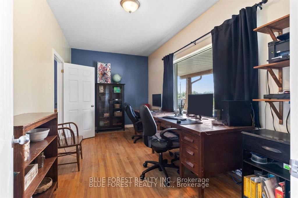 21948 Adelaide Street N • Middlesex Centre, ON photo 10