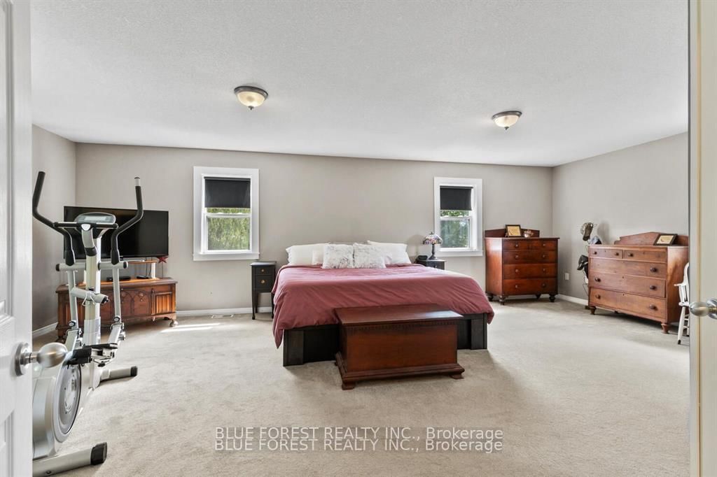 21948 Adelaide Street N • Middlesex Centre, ON photo 12
