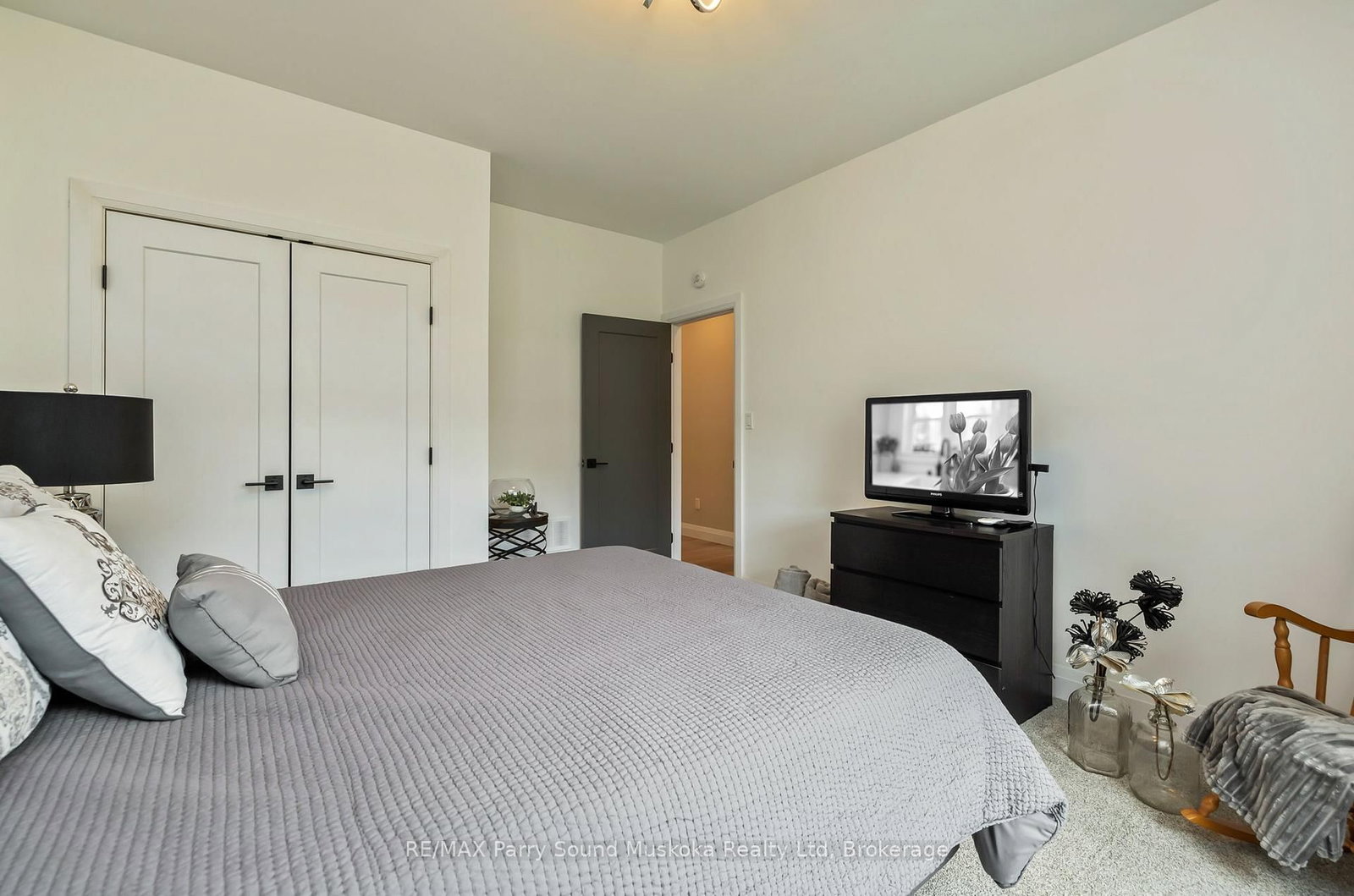 270 Nobel Road • McDougall, ON photo 22