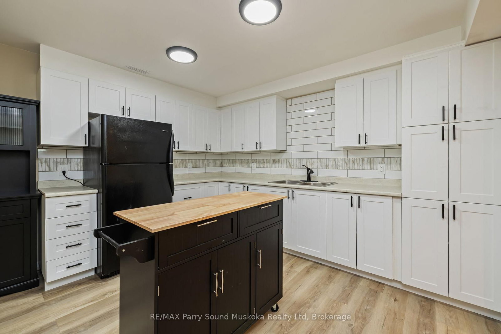 270 Nobel Road • McDougall, ON photo 35