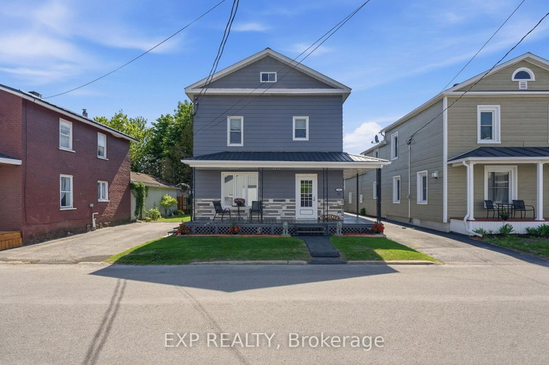 home for sale on 42 DU MOULIN Street