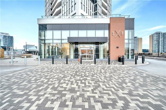 1110 - 25 Wellington Street