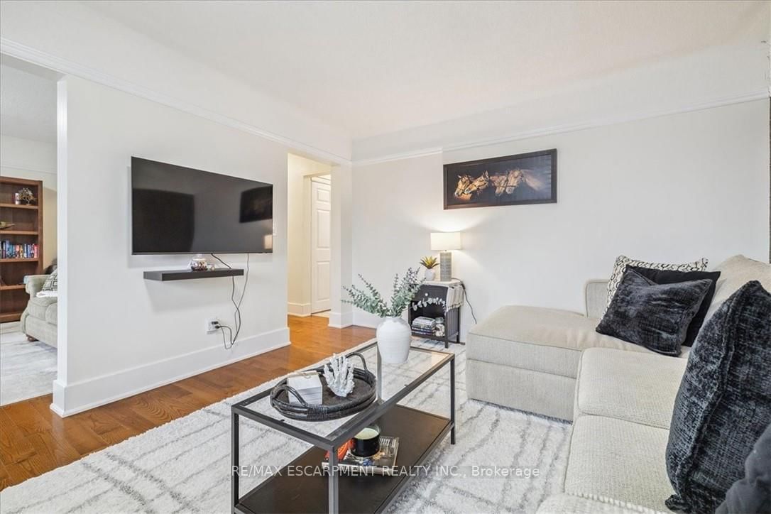 21 Mountwood Avenue • #6 • Hamilton, ON photo 12