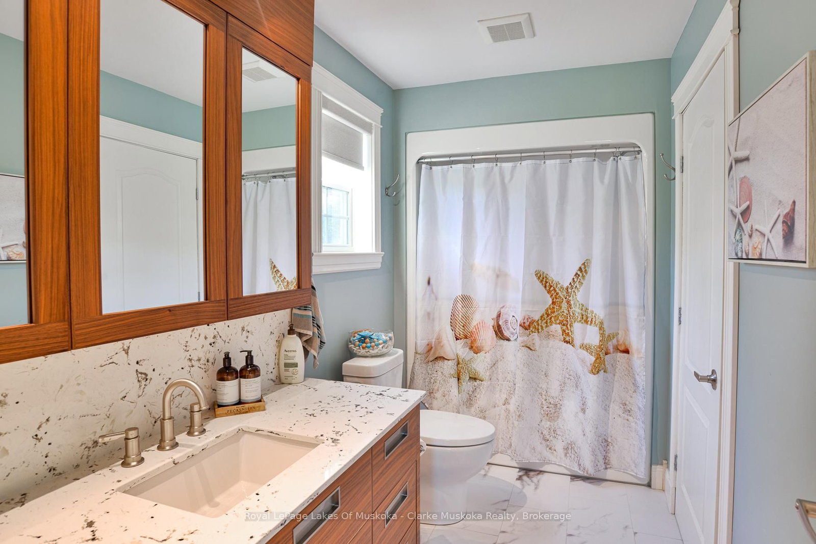 37 MINTENS Lane • Georgian Bay, ON photo 22