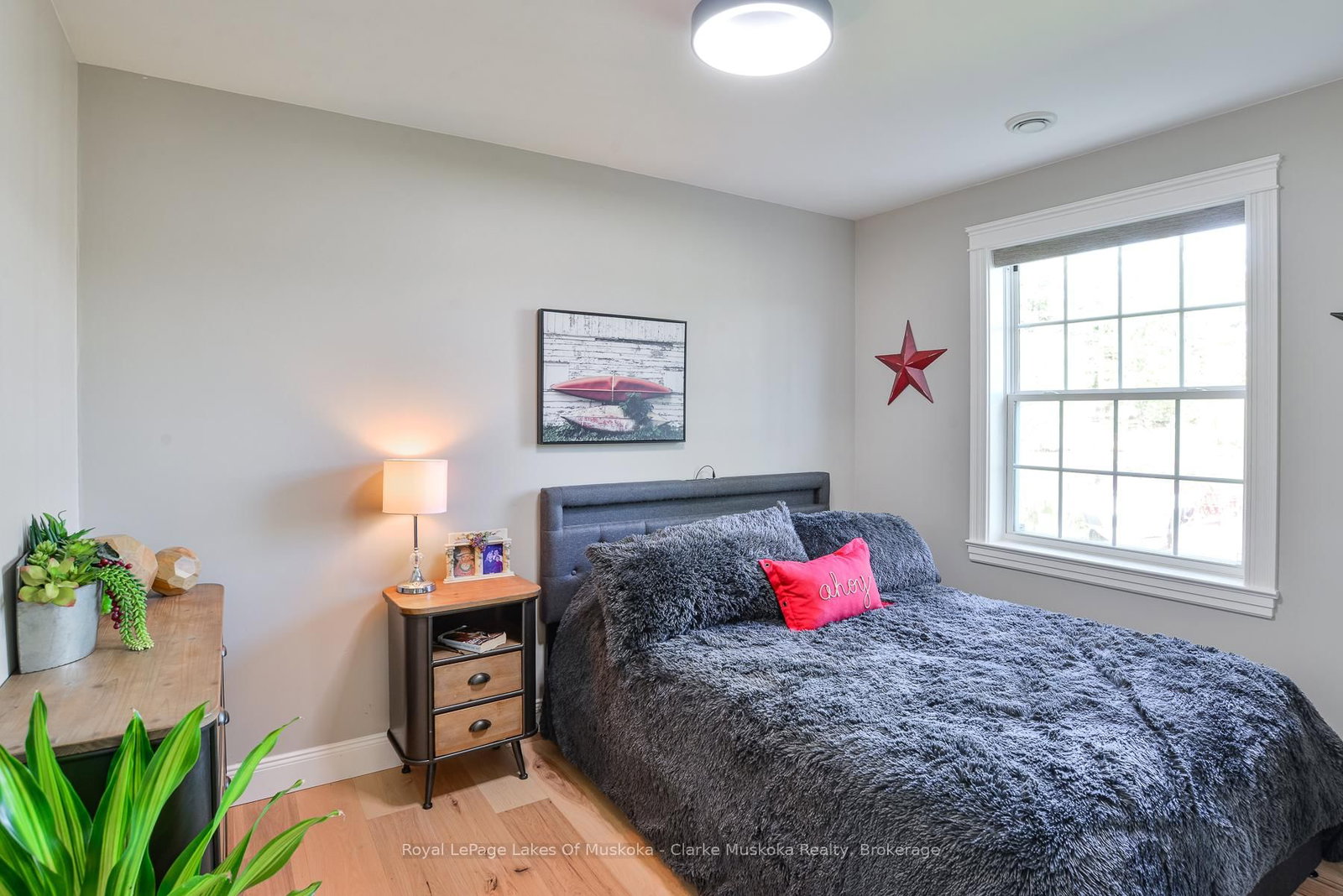 37 MINTENS Lane • Georgian Bay, ON photo 24