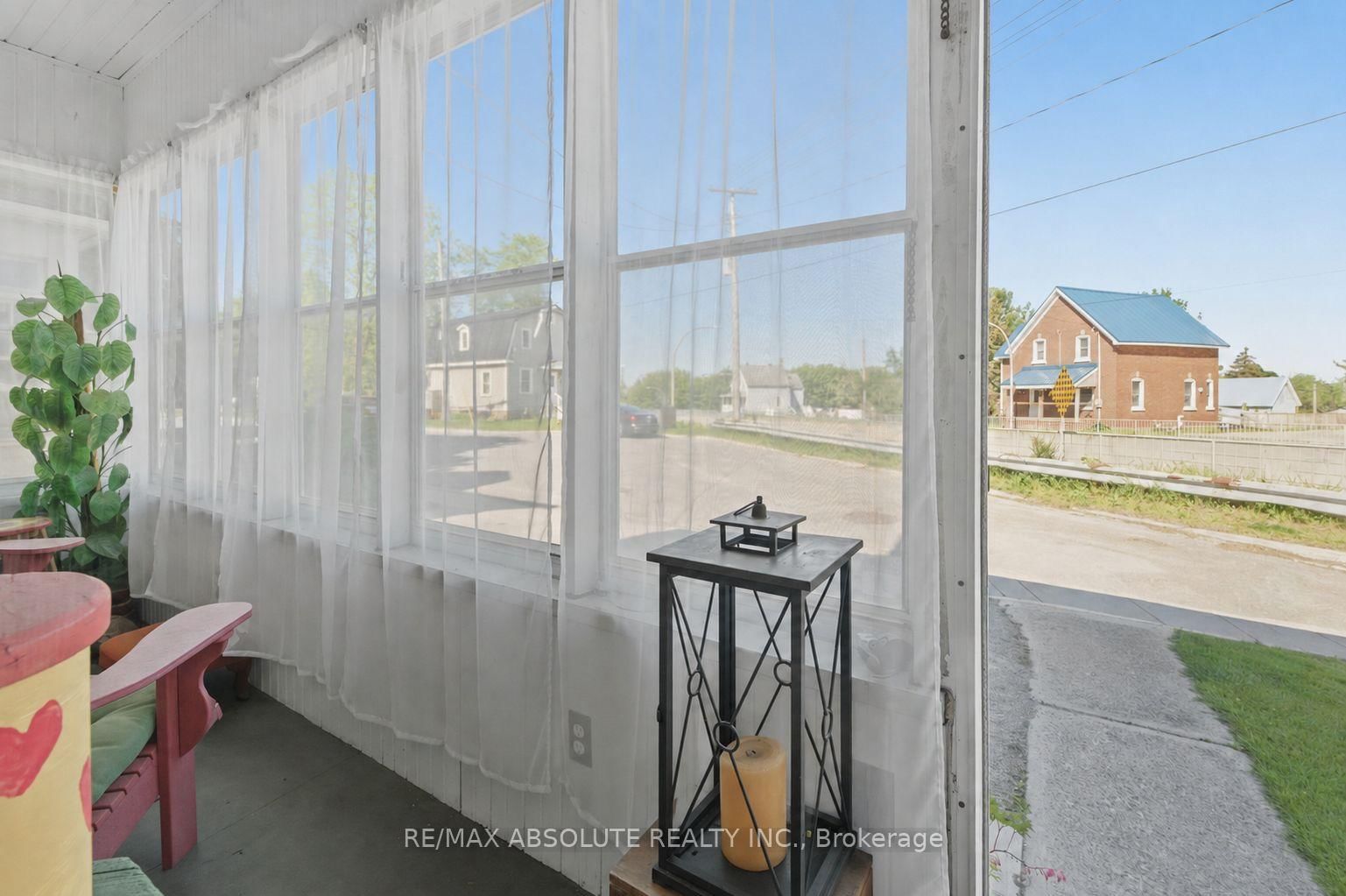 19 Leeds Street • Smiths Falls, ON photo 6
