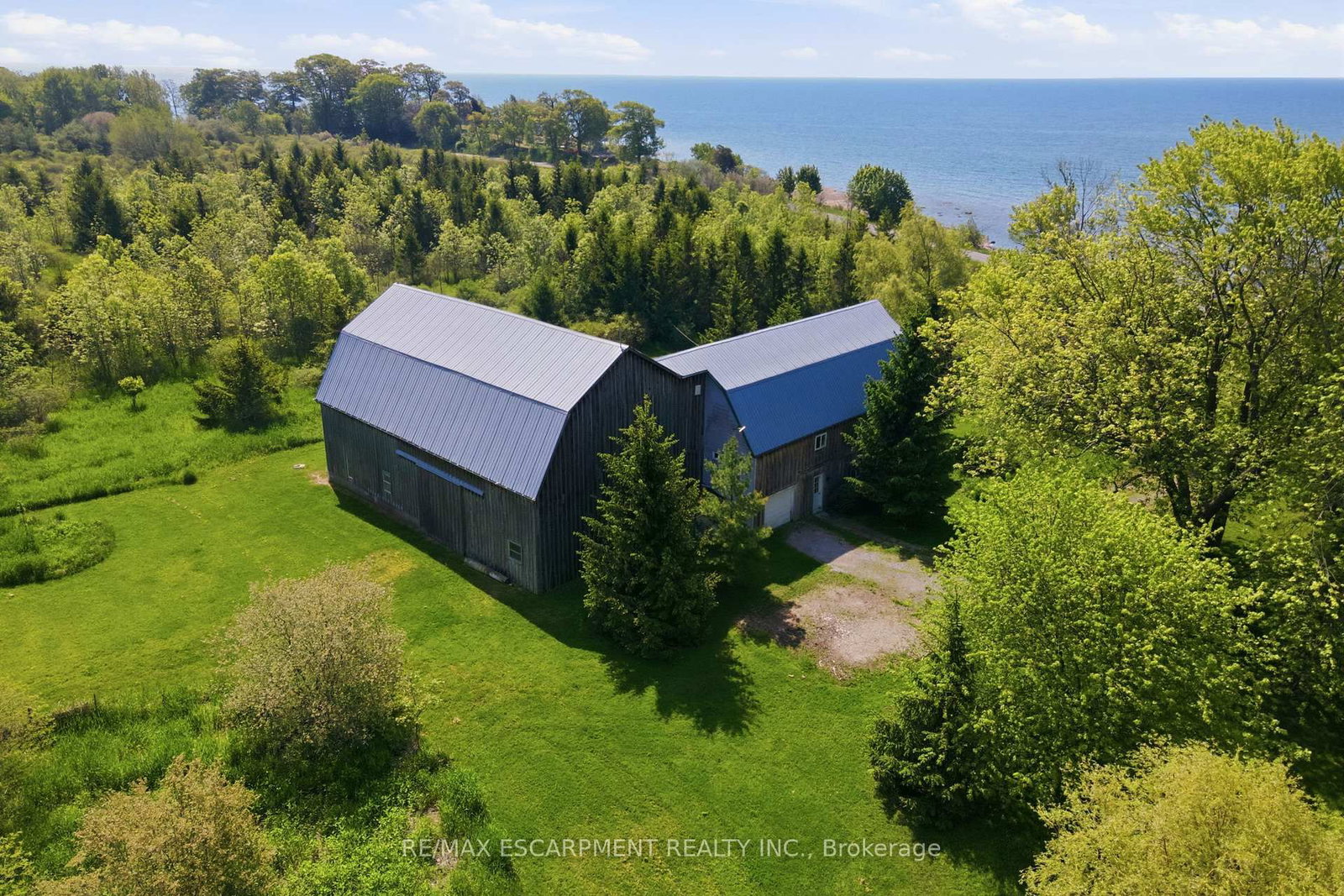 2069 LAKESHORE Road • Haldimand, ON photo 24