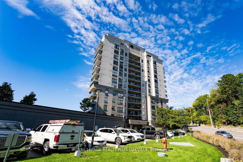 1207 - 170 Water Street N