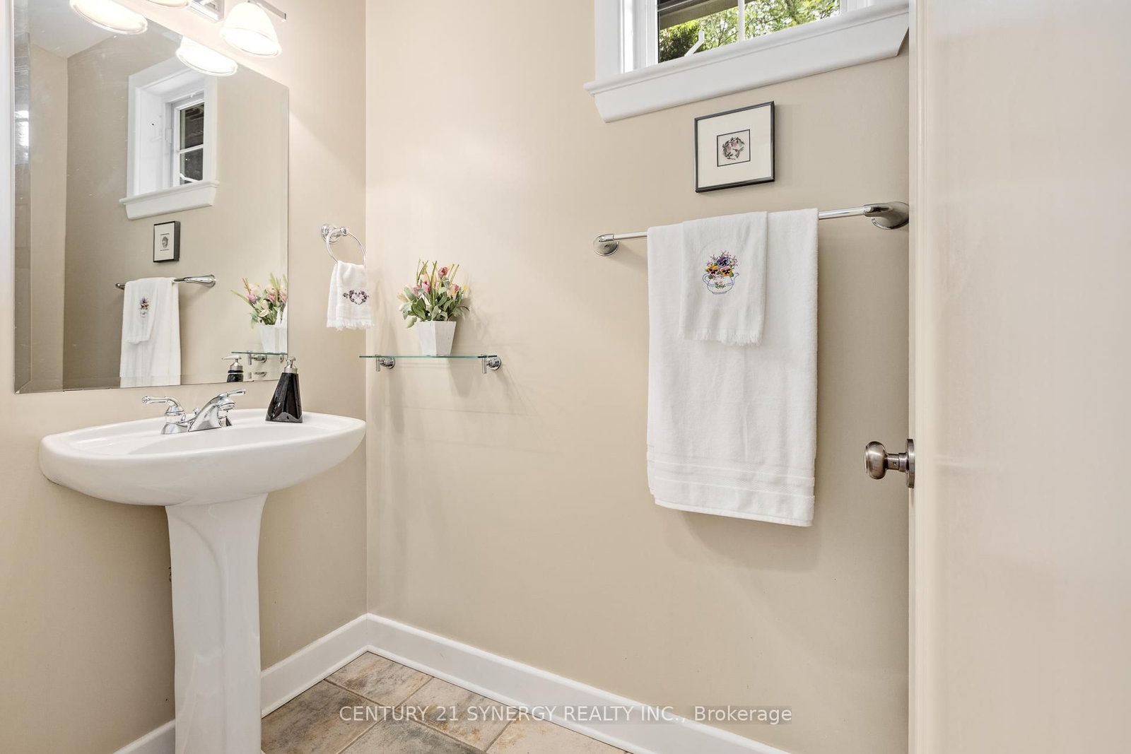 45 Turtle Point Private • Kanata, ON photo 4