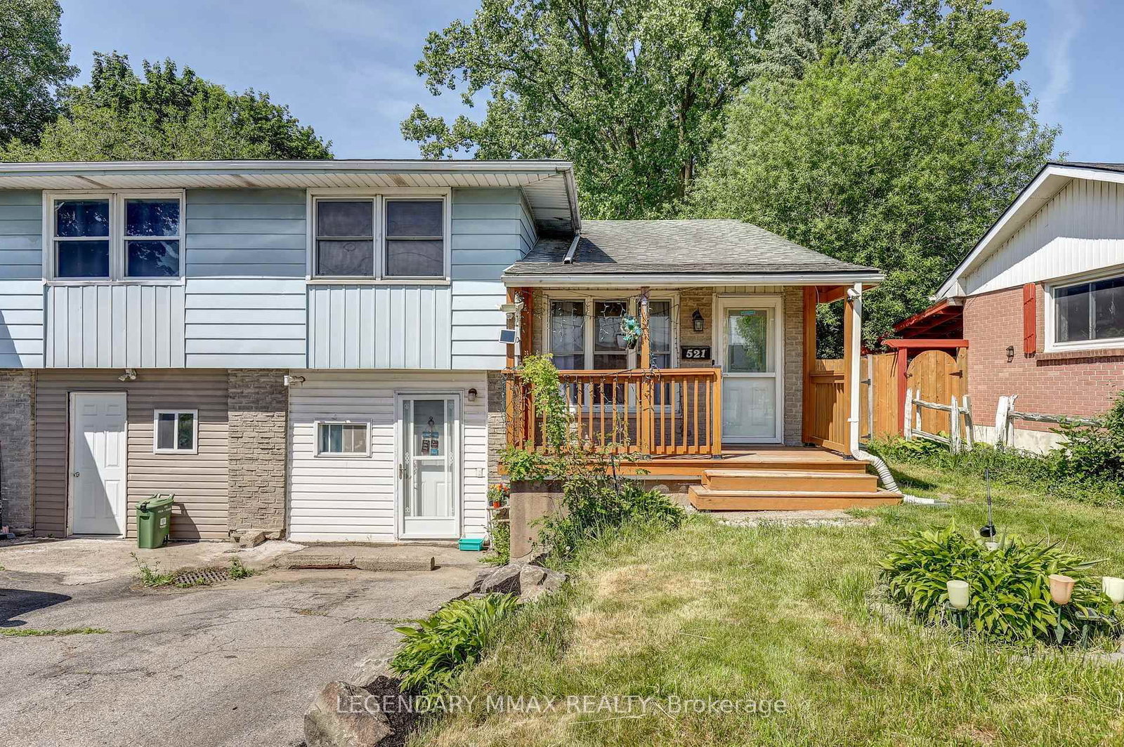 521 Clarke, London East, Ontario N5V 2C9